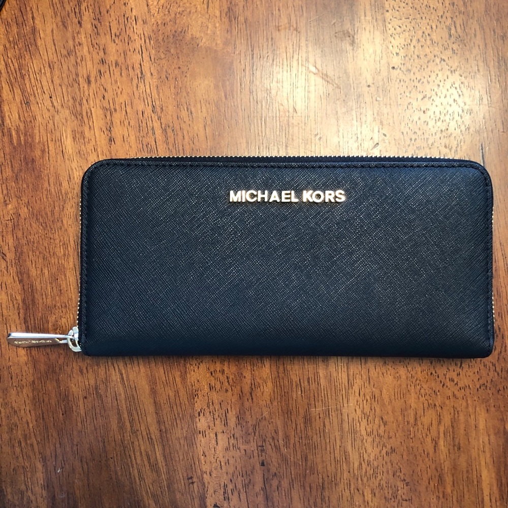 Michael Kors Jet Set Wallet